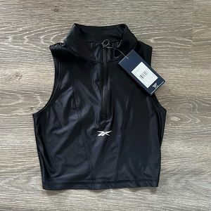 Work out Half Zip Sleeveless Top